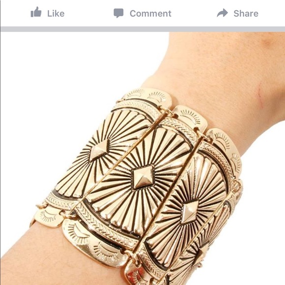 Textured Bracelet - Picture 2 of 2